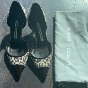 Manolo Blahnik Leopard Print kitten heels
